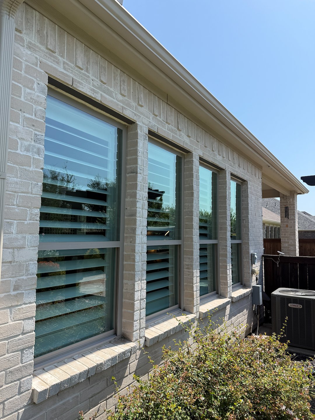 Window washing in Allen, TX